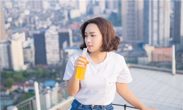 栖霞关于试管代生助孕多少钱的详尽分析与指导